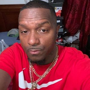 Meet your Posher, Ernest